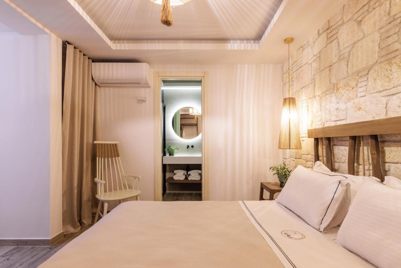 Kastri Elia Suites Nikiti  Ngoại thất bức ảnh