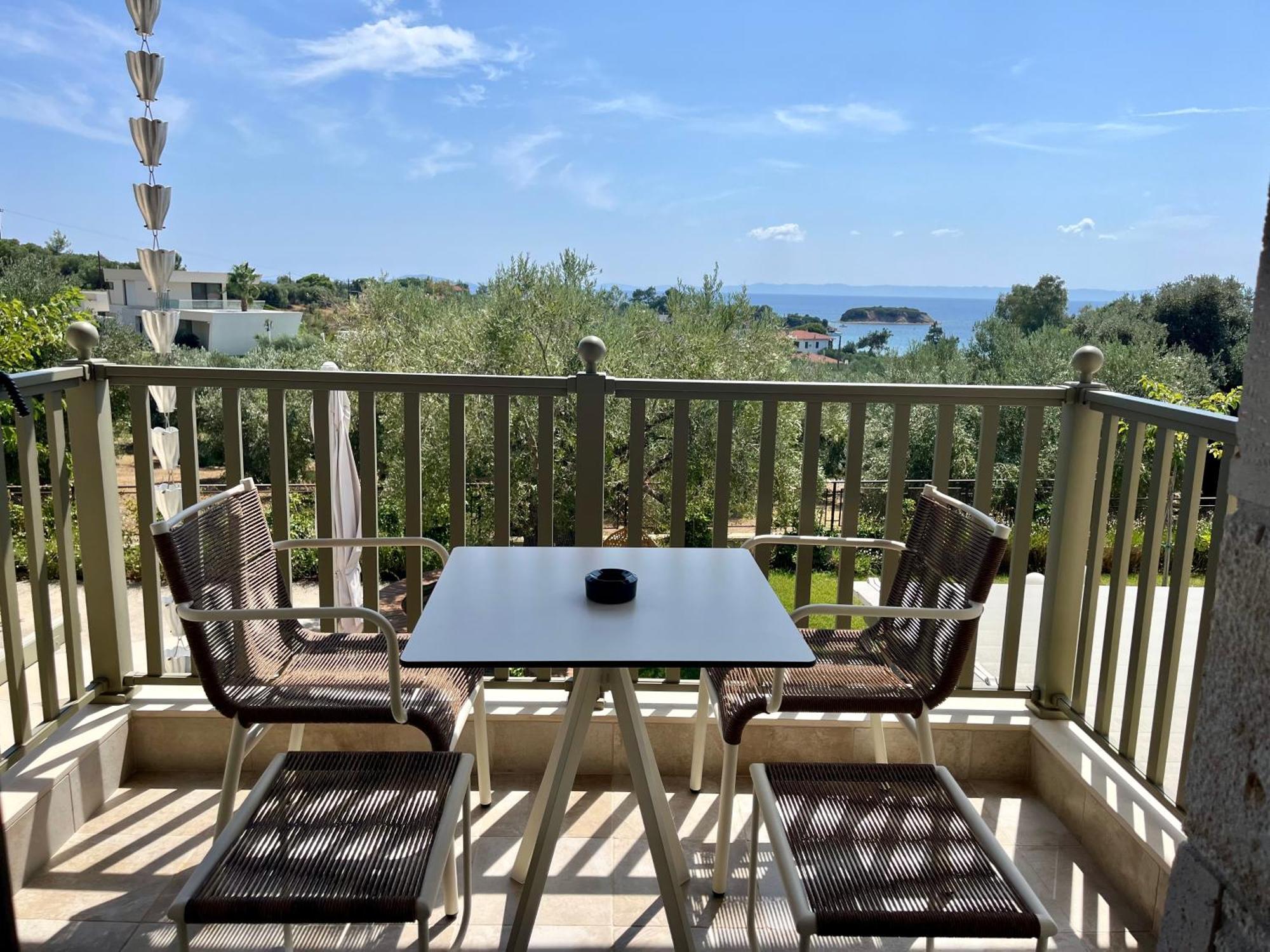 Kastri Elia Suites Nikiti  Ngoại thất bức ảnh